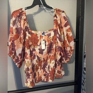 Old navy multi colored summer blouse